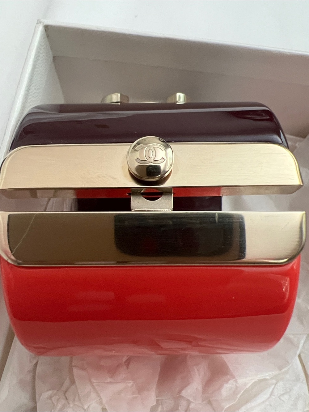 CHANEL Deep Burgundy Resin Cuff with Gold CC Emblem - Picture 8 of 11